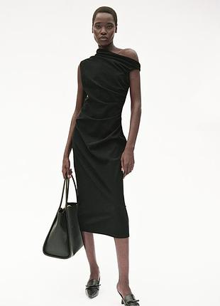 Сукня h&m чорна довжиною до ікри, що облягає, без рукавів, з асиметричним вирізом та одним відкритим плечем xxl