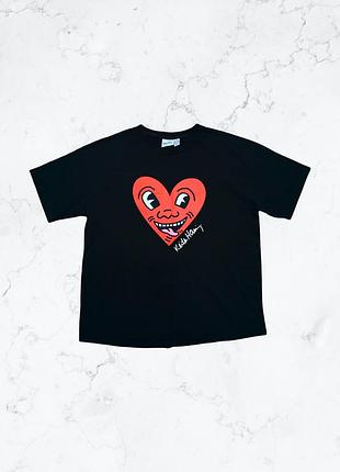 Футболка keith haring happy heart