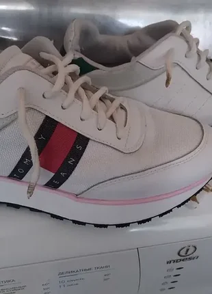 Женские кроссовки tommy hilfiger