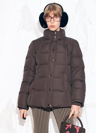 Винтажный пуховик трендового кормового цвета