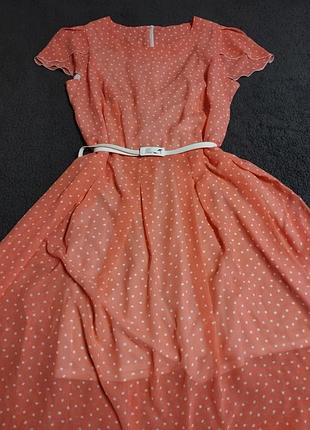 Рожева сукня