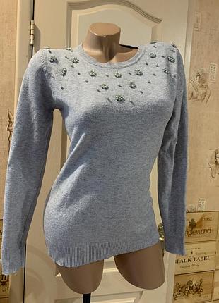 Свитерок с стразами