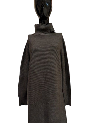 Стильное платье свитер