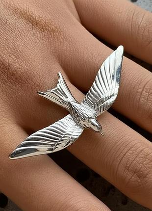 Кольцо с птичкой ласточка нержавеющая сталь stainless steel