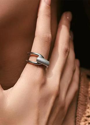 Комбинированное матово-глянцевое кольцо серебро 925