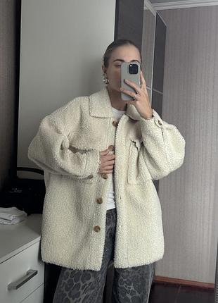 Куртка шерпа stradivarius