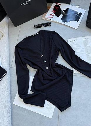 Стильний жіночий ангоровий боді в рубчик з довгим рукавом на ґудзиках та з гарним декольте