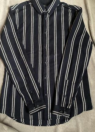 Мужская рубашка в полоску