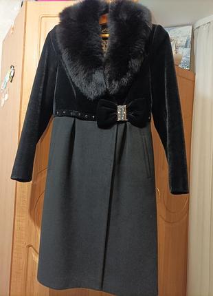 Зимове пальто утеплене