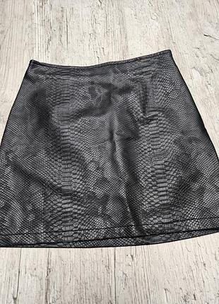 Юбка под змеиную кожу