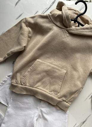 Світшот на утепленні бежевого кольору від primark