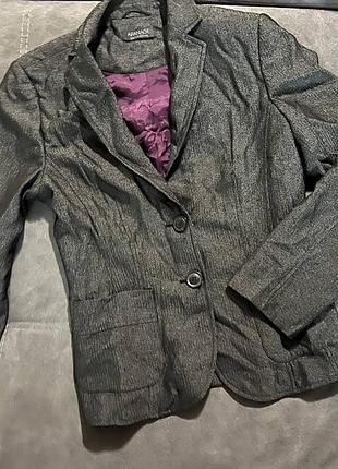 Піджак сірий на два гудзики з кишенями