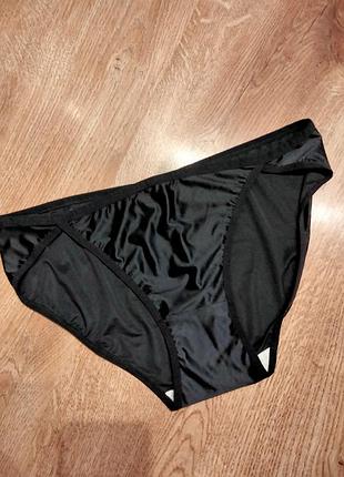 Атласные трусики