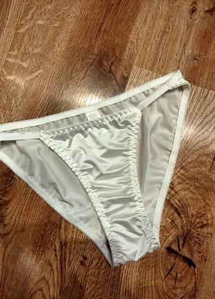 Атласные трусики