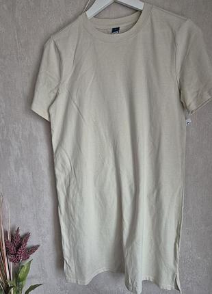 Нова спортивнв сукня