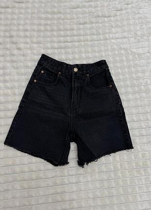 Чорні джинсові шорти stradivarius | розмір 34 | висока талія