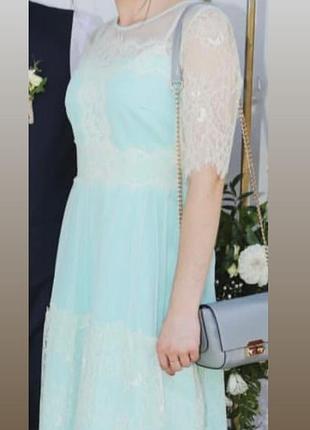 Сукня з кружевом святкова