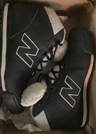 Кросівки new balance