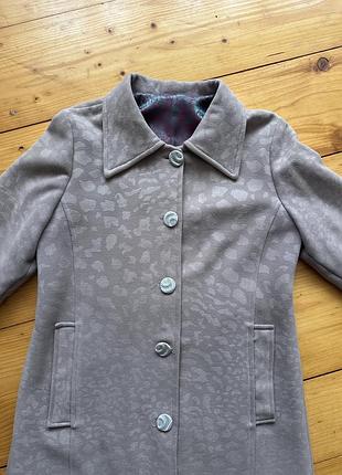 Пальто жіноче