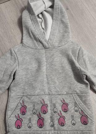 Тепленьке худі з капюшоном для дівчинки 2