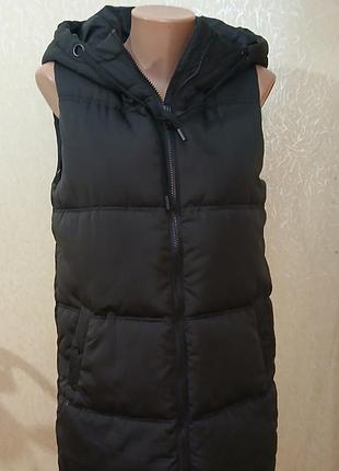 Длинный теплый жилет