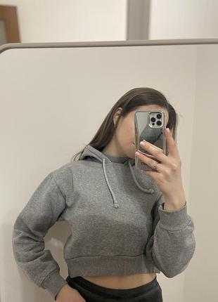 Крутий сірий  короткий світшот з капюшоном від zara хс