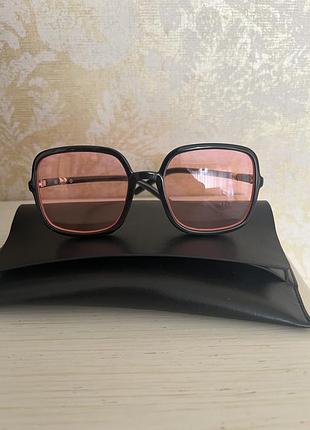 Жіночі окуляри сонцезахисні