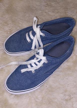 Кеди мокасини