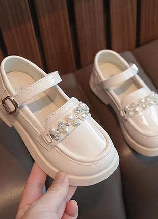 Нарядные стильные туфли для девочки р.26-33