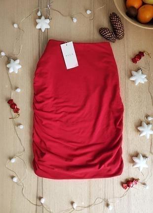 Нова жіноча червона спідниця vila