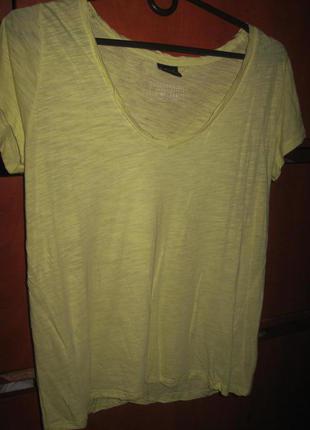Футболка світло-лимонна