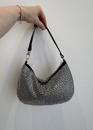 Неймовірна сумочка в камінцях стразах