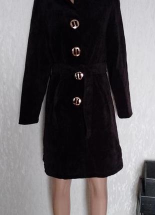 Фірмове пальто в ідеальному стані