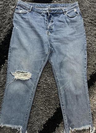 Джинсы с высокой посадкой
