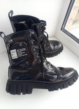 Зимові ботинки на овчині