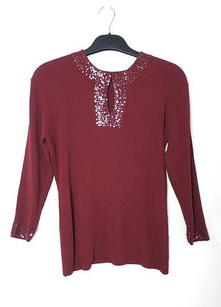 Теплая женская кофта красного цвета декорирована пайетками и бисером от&nbsp;dunnes stores