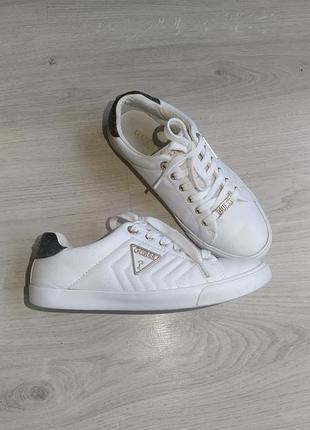 Женские белые кеды кроссовки размер 37 guess