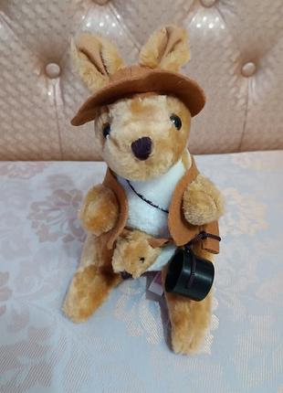 Кенгуру - іграшка