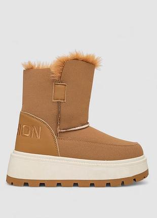 Уггі жіночі зимові на хутрі, колір коричневий