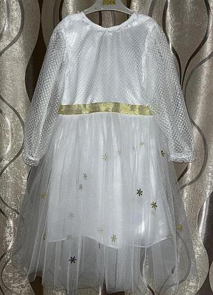 Новорічна сукня зі сніжинками