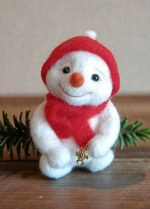 Сніговик вовняний, іграшка.