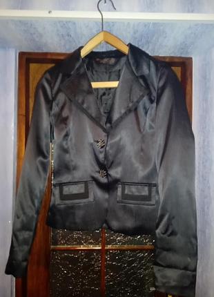 Пиджак женский черный р 44-46.