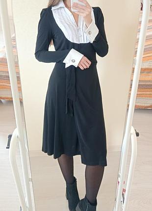 Стильное платье с запонками diane von furstenberg