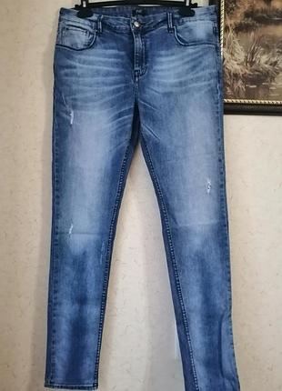 Брендовые джинсы