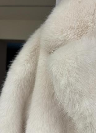 Нова шуба з еко хутра . стан ідеальний.