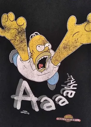 Мужская футболка Simpsons. кленси виггам.. Гомер симпсон.