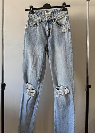 Джинси з розрізами ххс-хс