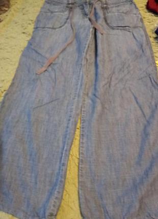 Продам катонові тоненькі жіночі брюки .