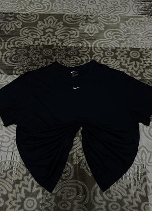Футболка nike central logo