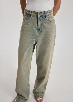 Джинсы свободного кроя "divided by h&amp;m"
